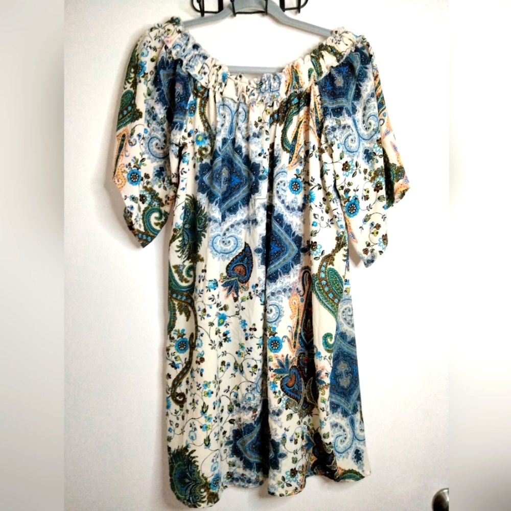 Umgee (Size M) Multicolor Paisley Off-Shoulder Option Bohemian Chic Shift Dress